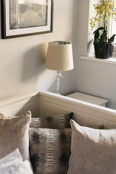 Holloway House Bath 0*,  Storbritannien